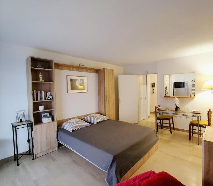 Frejus Plage Apartamento *
